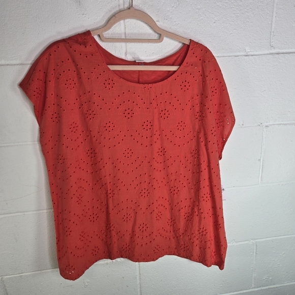 Old Navy Eyelet Cotton Short Sleeve Shirt New - Picture 6 of 6